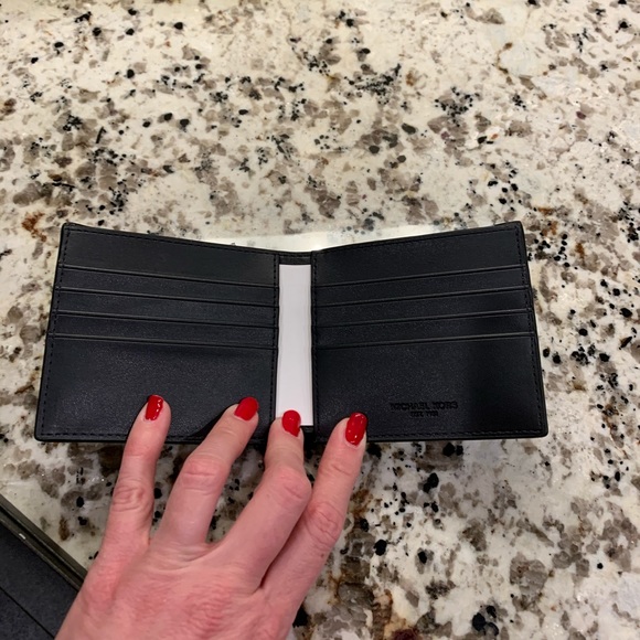 Brand 🆕 Mens Blue Micheal Kors Wallet - Picture 3 of 8